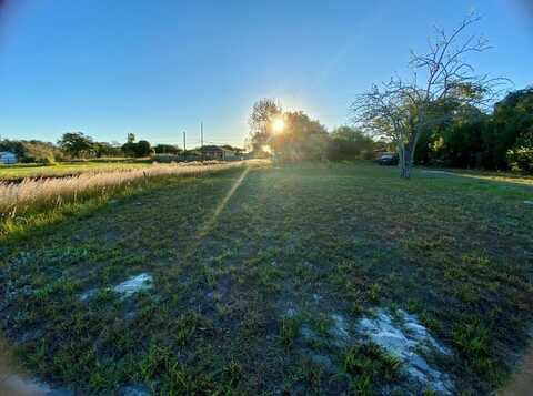 343 W LENOIR AVE, Aransas Pass, TX 78336