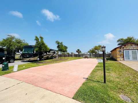 3 Augusta Circle, Aransas Pass, TX 78336