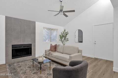 1075 E CHANDLER Boulevard, Chandler, AZ 85225