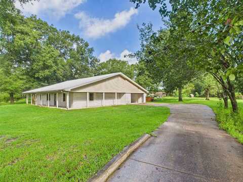 5771 Amrock Rd, Orange, TX 77632