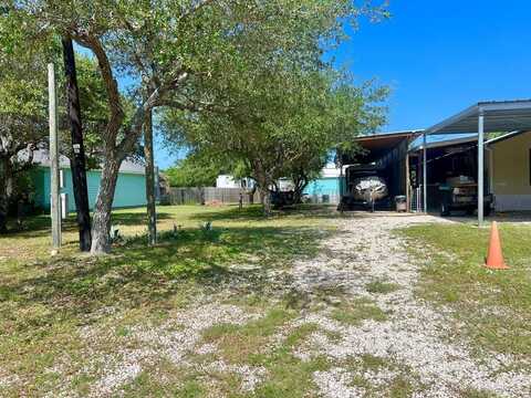 720 N Kossuth, ROCKPORT, TX 78382
