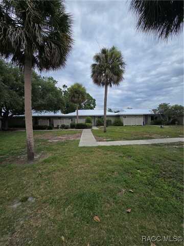 11286 W Bayshore Drive, Crystal River, FL 34429