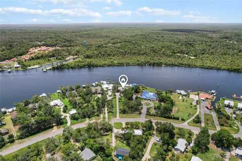 10684 W Halls River Road, Homosassa, FL 34448