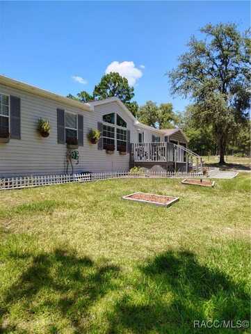 8420 N Calcutta Avenue, Dunnellon, FL 34433