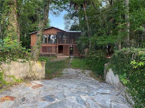 5908 Riverside Drive, Yankeetown, FL 34498