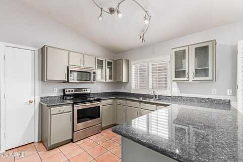 3050 E PONTIAC Drive, Phoenix, AZ 85050