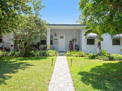 2617 NE 11th Ct, Fort Lauderdale, FL 33304