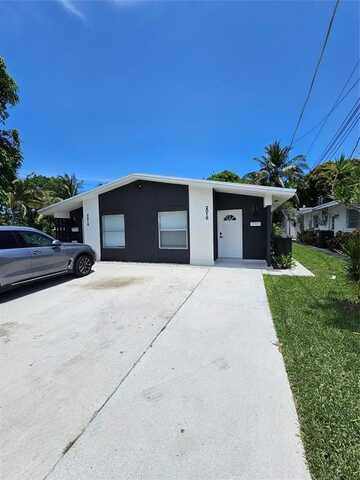 2016 Dock St, West Palm Beach, FL 33401