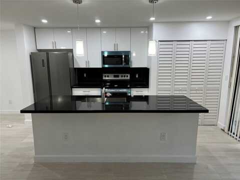 13370 SW 91st Ter, Miami, FL 33186