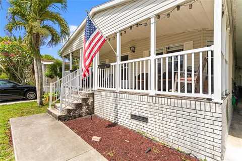 913 SW 132nd Ter, Davie, FL 33325