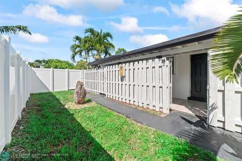 814 NE 14 Place, Fort Lauderdale, FL 33304