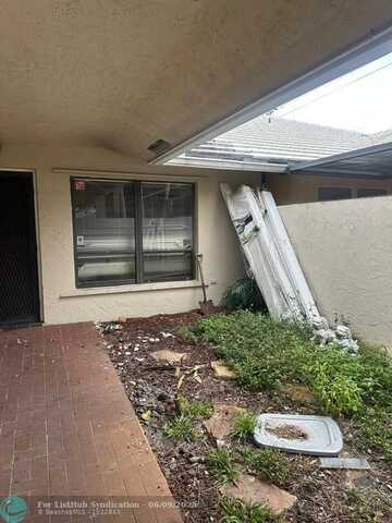 2333 NW 87th Dr, Coral Springs, FL 33065