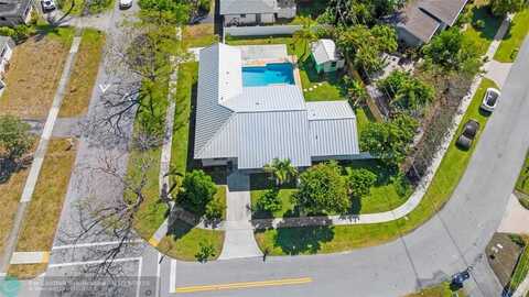 698 NW 12th Rd, Boca Raton, FL 33486