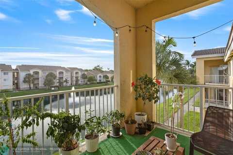2620 S University Dr, Davie, FL 33328