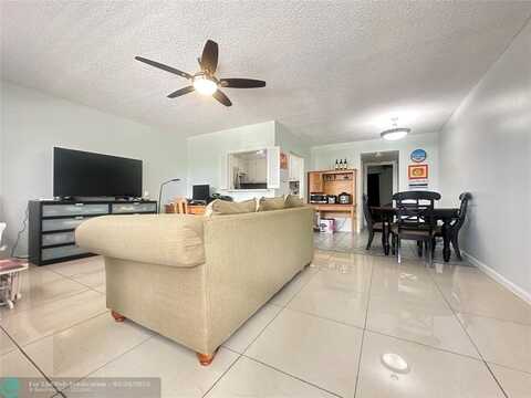 84 Farnham D, Deerfield Beach, FL 33442