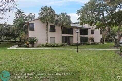 3117 Cocoplum Cir, Coconut Creek, FL 33063