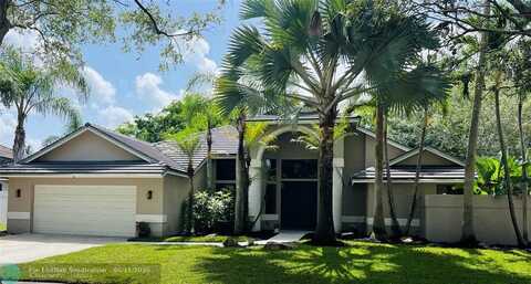 1106 Waterbrook Ln, Weston, FL 33326