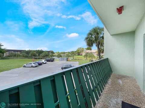 8921 NW 28th Dr, Coral Springs, FL 33065