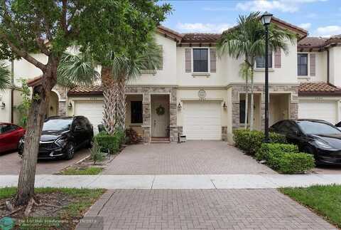 6947 Broadland Way, Coconut Creek, FL 33073