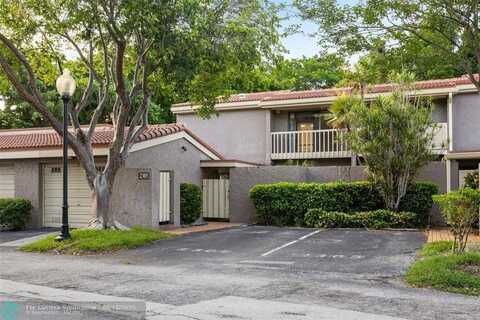 2305 Saint Andrews Rd, Hollywood, FL 33021