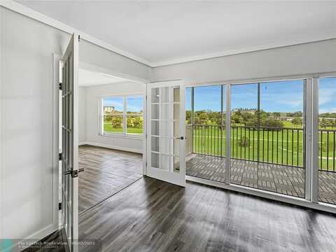 2950 N Palm Aire Dr, Pompano Beach, FL 33069