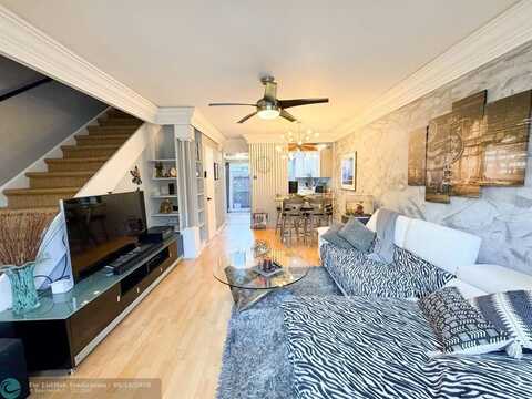 59 NE 20th Ct, Fort Lauderdale, FL 33305