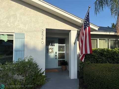 2540 SW 14th St, Boynton Beach, FL 33426
