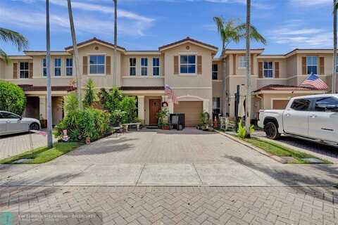 219 Riverwalk Cir, Sunrise, FL 33326