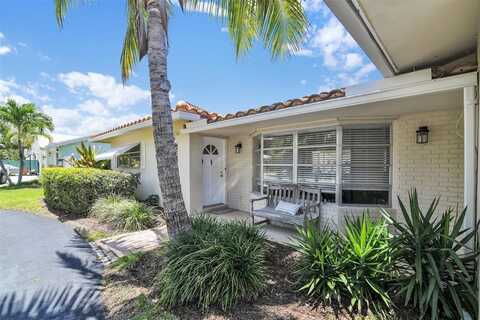 1421 SE 14th Ct, Deerfield Beach, FL 33441