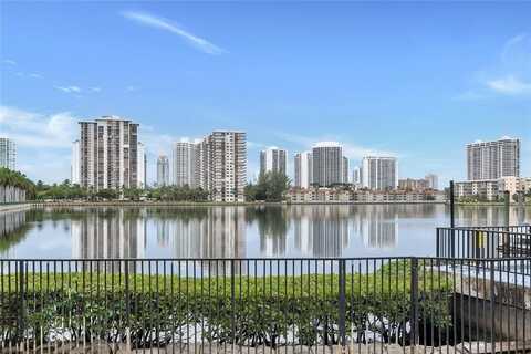 2780 NE 183rd St, Aventura, FL 33160