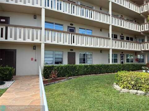 1024 Farnham O, Deerfield Beach, FL 33442