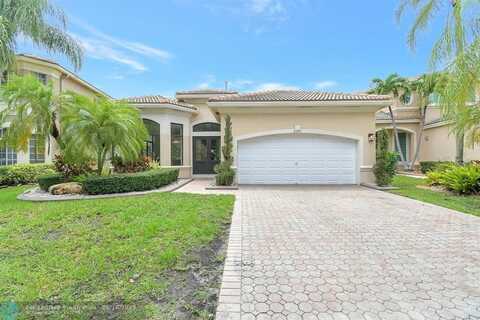 6041 SW 195th Ave, Pembroke Pines, FL 33332