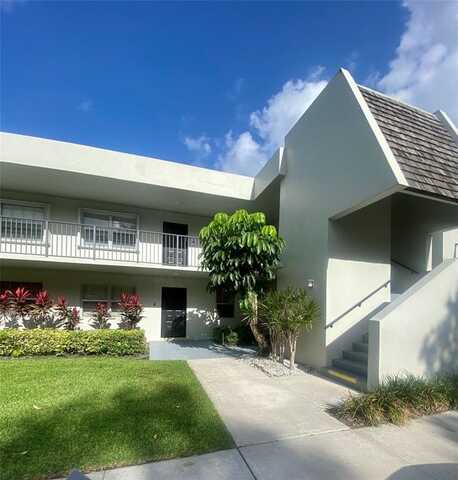 4007 N Cypress Dr, Pompano Beach, FL 33069