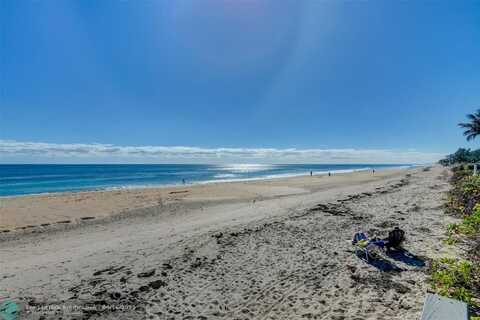 5550 N Ocean Blvd, Ocean Ridge, FL 33435