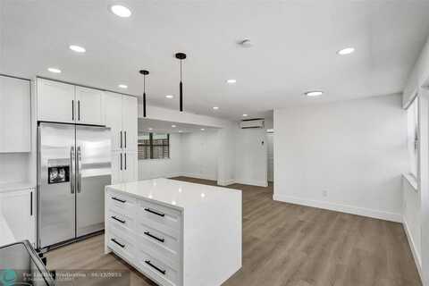1302 S 22nd Ct, Hollywood, FL 33020