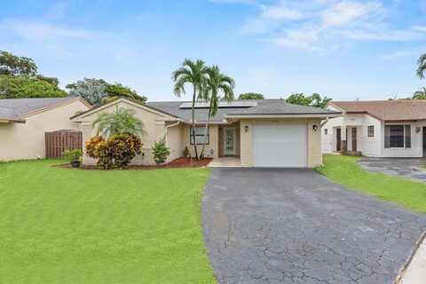 510 Green River Ln, Davie, FL 33325