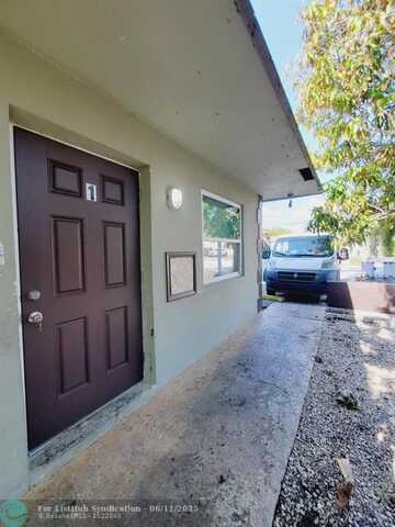 232 SE 9th Ave, Pompano Beach, FL 33060