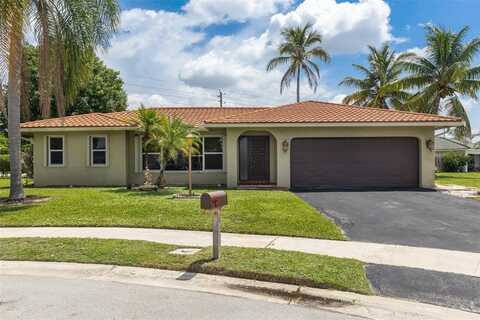 10291 Eastport Court, Boca Raton, FL 33428