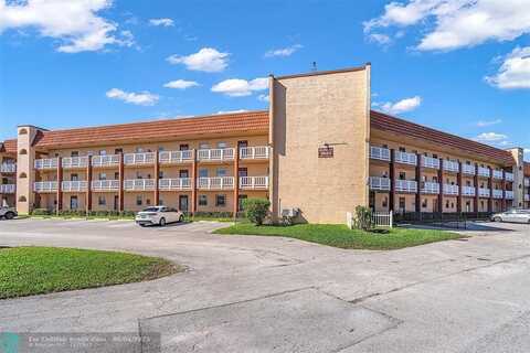 9041 Sunrise Lakes Blvd, Sunrise, FL 33322