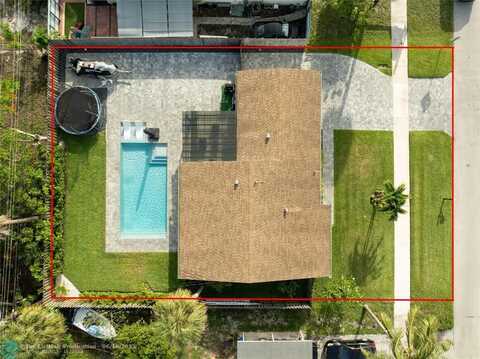 316 NW 3RD CT, Deerfield Beach, FL 33441