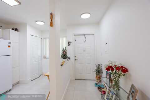 9560 Weldon Cir, Fort Lauderdale, FL 33321