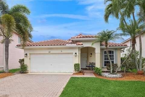 64 Gables Blvd, Weston, FL 33326