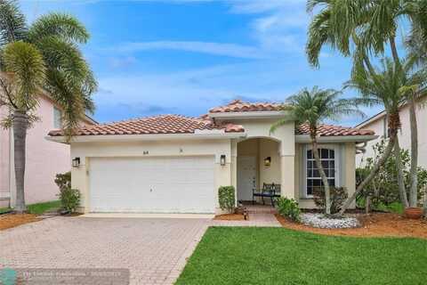 64 Gables Blvd, Weston, FL 33326