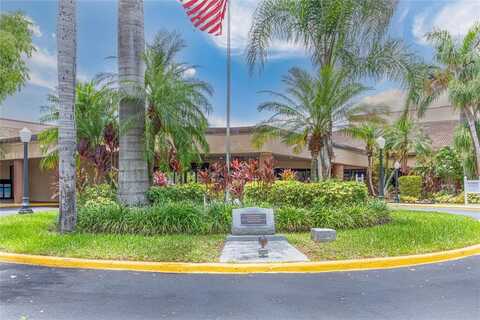 8841 Sunrise Lakes Blvd, Sunrise, FL 33322