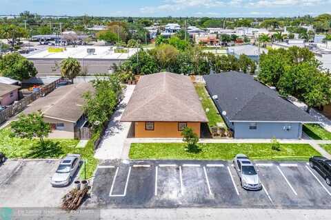 279 SW 1st St, Deerfield Beach, FL 33441