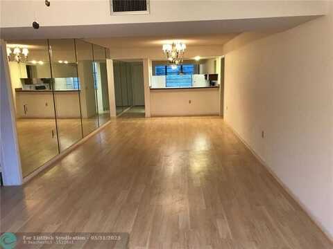 3520 Whitehall Dr, West Palm Beach, FL 33401