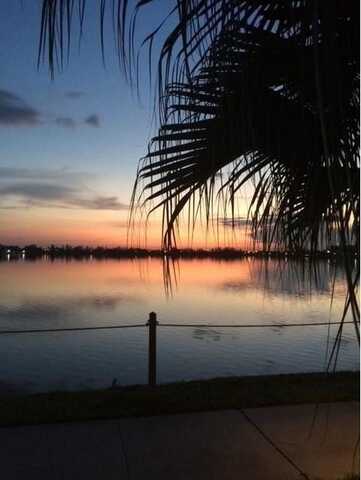 109 Lake Emerald Dr, Oakland Park, FL 33309