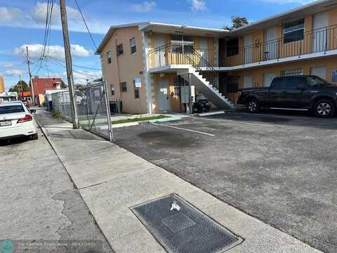 750 NW 56th St, Miami, FL 33127