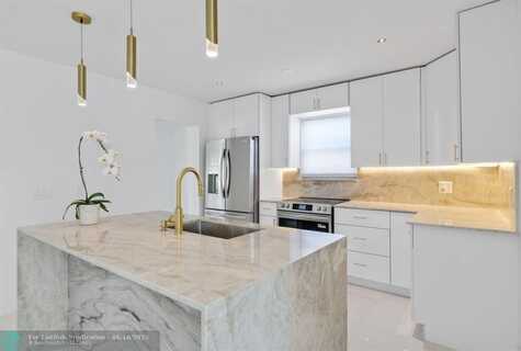 3349 El Vedado Ct, West Palm Beach, FL 33405