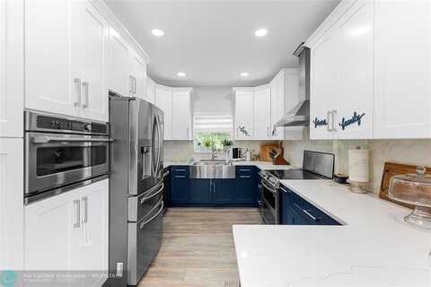 1970 NW 74th Way, Pembroke Pines, FL 33024